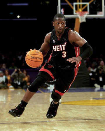 塞内加尔新一期名单：雅克松领衔，姆巴耶、马马杜-萨尔入选（塞内加尔公布新名单：雅克松领军，姆巴耶与马马杜-萨尔入围）