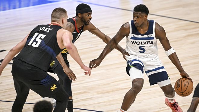 鲲城祝贺英博U21冲乙：期待小将们在中乙书写更多精彩篇章（鲲城恭贺英博U21升入中乙：期待小将们再创精彩篇章）