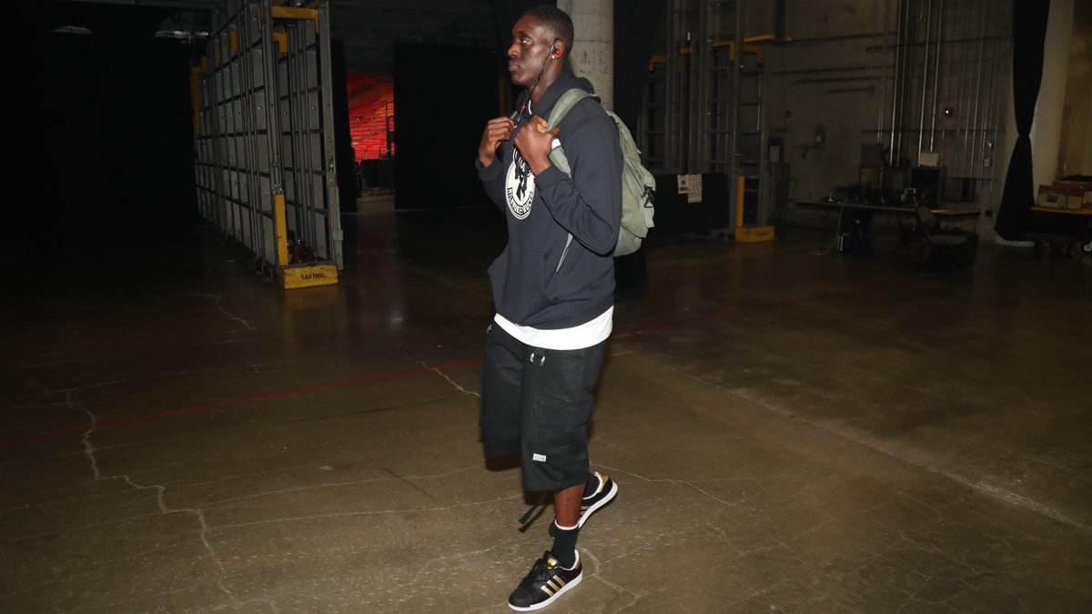 莫雷托：弗拉霍维奇与尤文续约无任何进展，双方年薪分歧很大（莫雷托：尤文与弗拉霍维奇续约谈判陷入停滞，年薪要求存在巨大分歧）