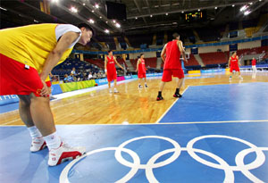 英国机构开狼队新帅赔率：罗杰斯居首，滕哈格紧随其后（英国机构发布狼队主帅赔率榜：罗杰斯领跑，滕哈格紧追其后）